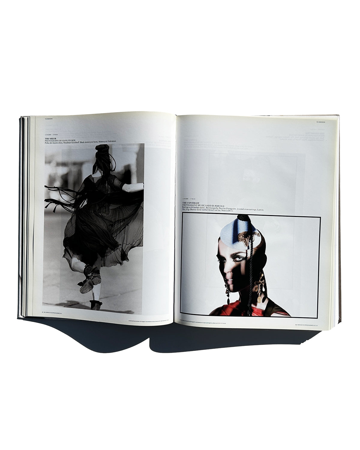 MAGAZINE